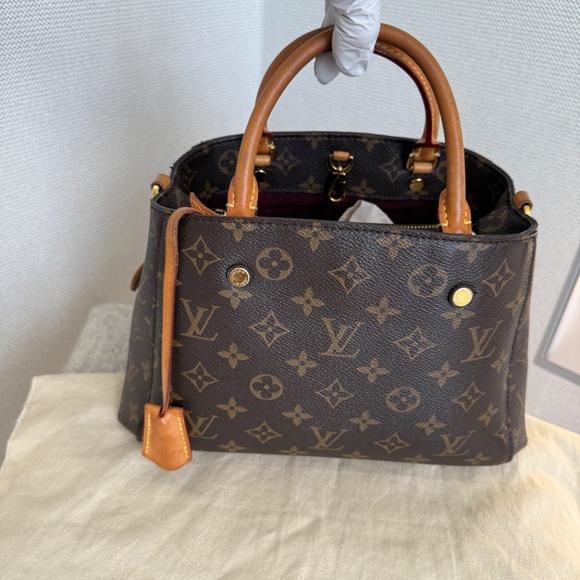 LOUIS VUITTON MONOGRAM MONTAIGNE BB CROSS BODY HANDBAG - Picture 1 of 12